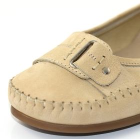 BOXER moccasins